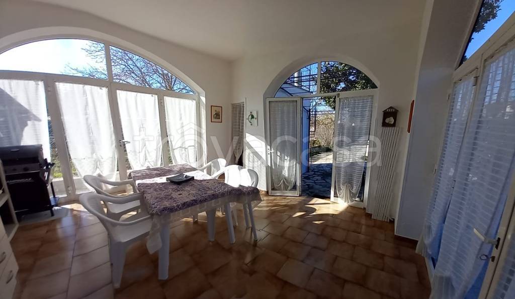 casa indipendente in vendita a Fasano in zona Canale di Pirro
