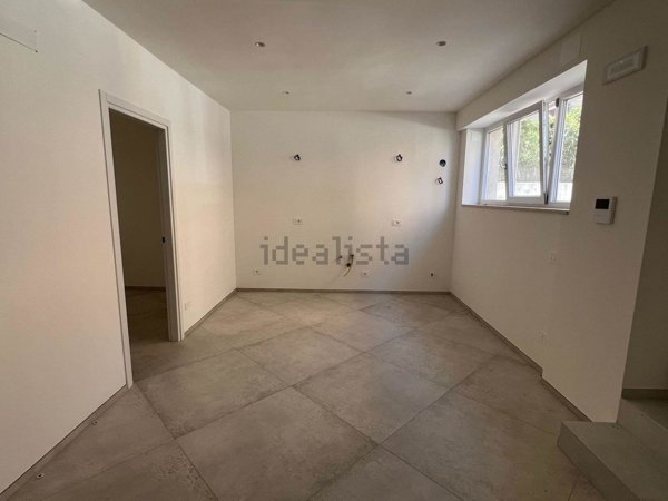 casa indipendente in vendita a Fasano