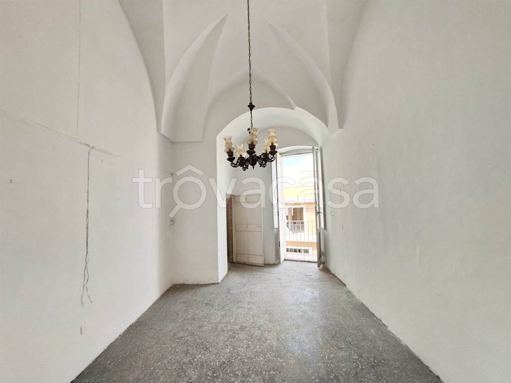 casa indipendente in vendita a Fasano