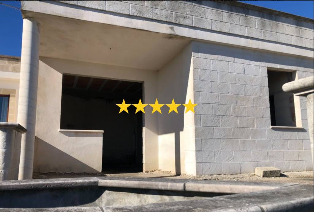 casa indipendente in vendita a Fasano in zona Canale di Pirro