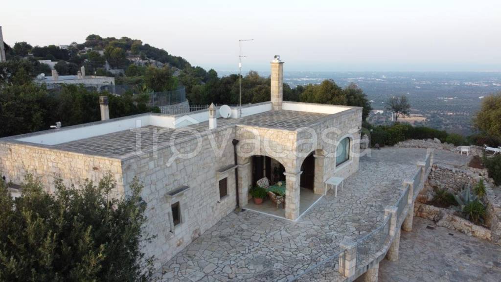 casa indipendente in vendita a Fasano in zona Laureto