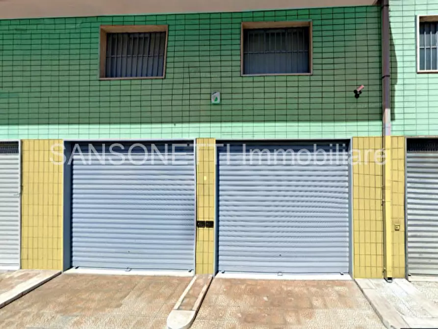 locale di sgombero in vendita a Fasano