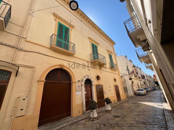 casa semindipendente in vendita a Fasano