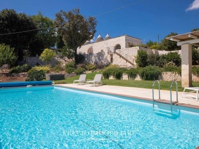 casa indipendente in vendita a Fasano