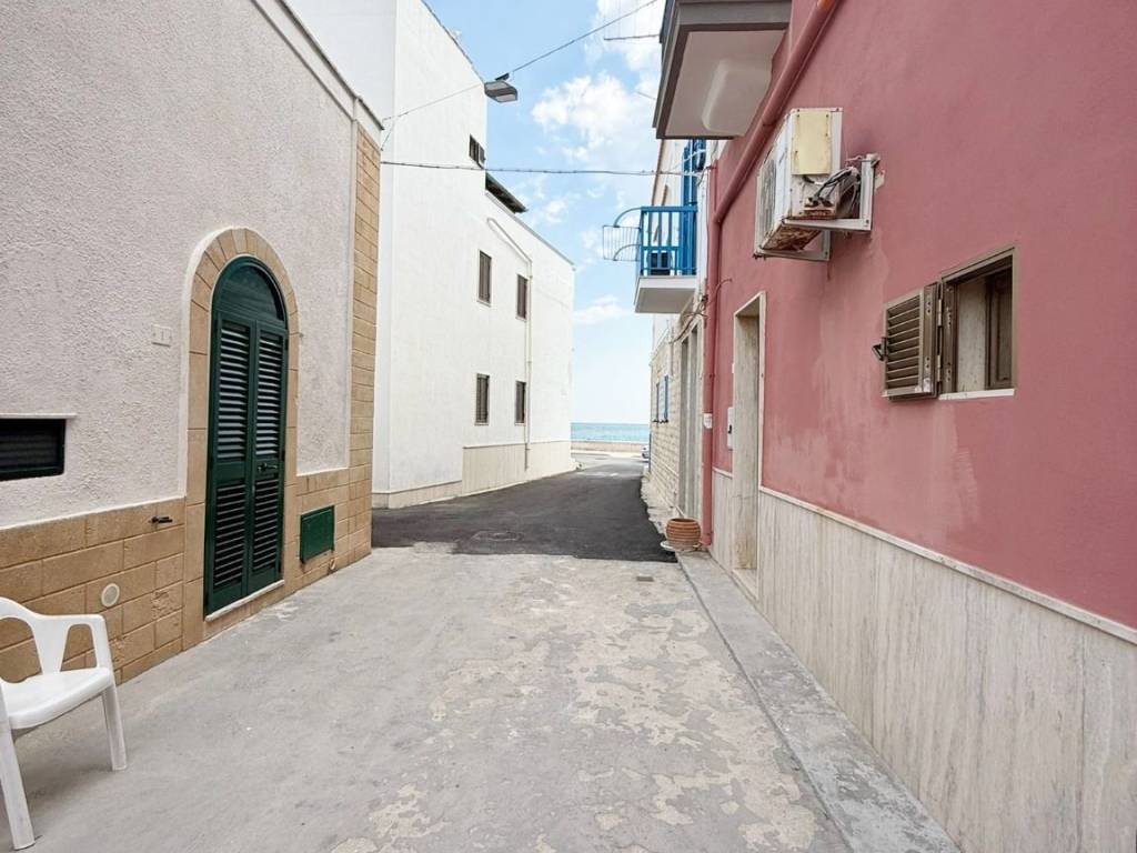 casa indipendente in vendita a Fasano in zona Torre Canne