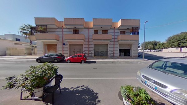 negozio in vendita a Fasano in zona Savelletri