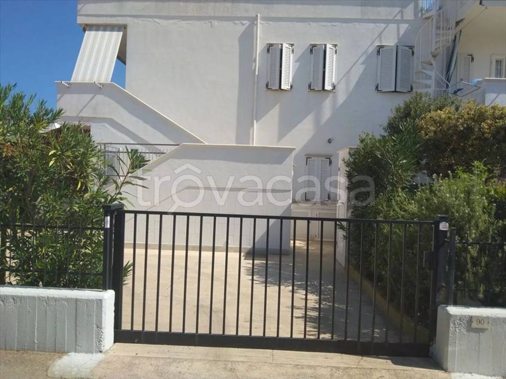 casa indipendente in vendita a Fasano in zona Torre Canne