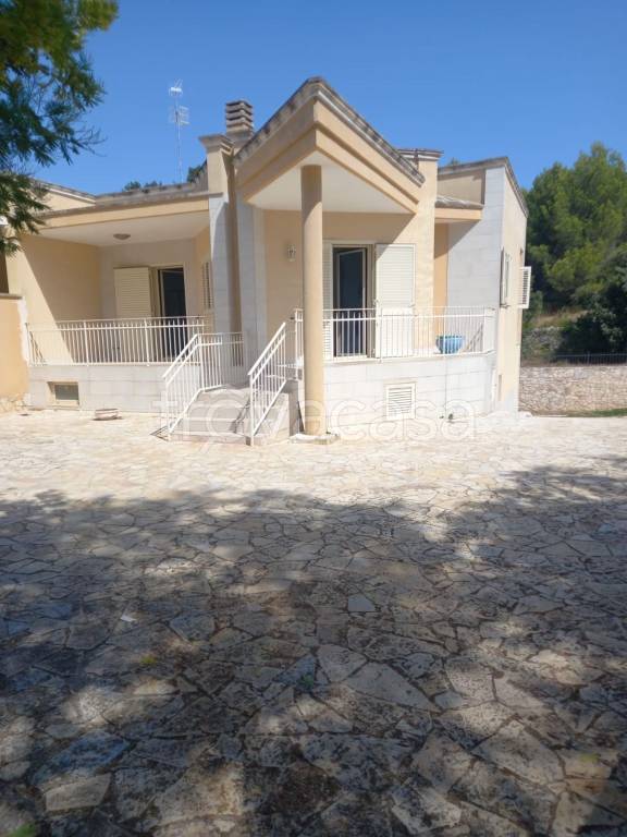 casa indipendente in vendita a Fasano in zona Torre Canne