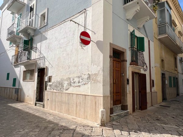 casa indipendente in vendita a Fasano