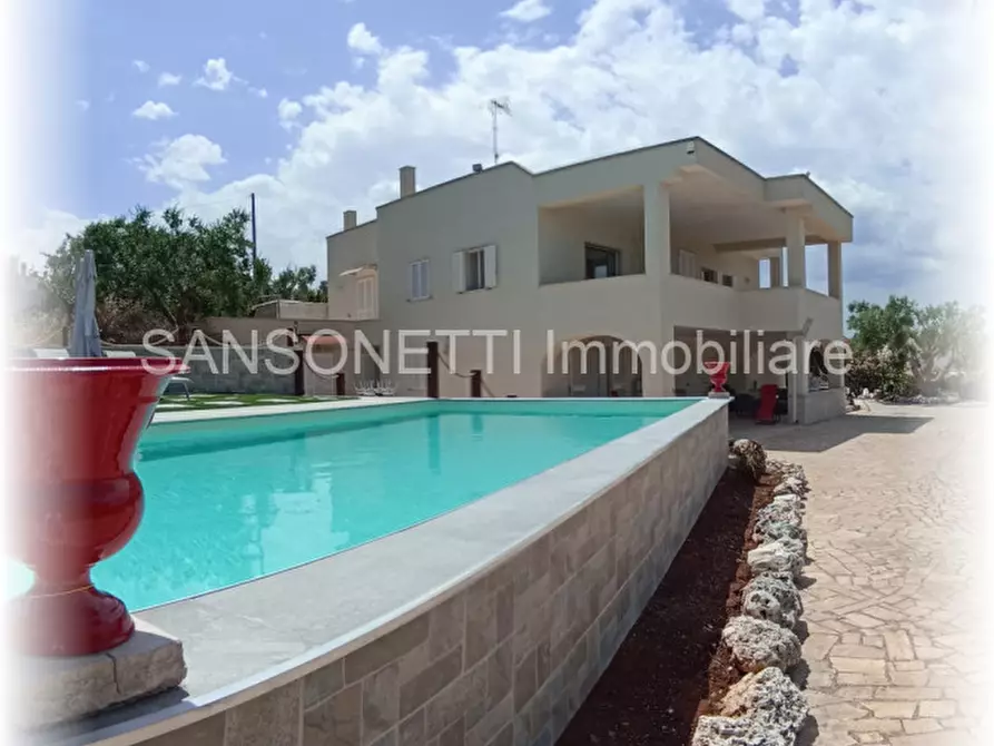 casa indipendente in vendita a Fasano