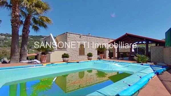 casa indipendente in vendita a Fasano in zona Canale di Pirro