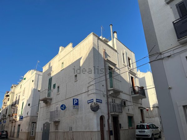 casa indipendente in vendita a Fasano