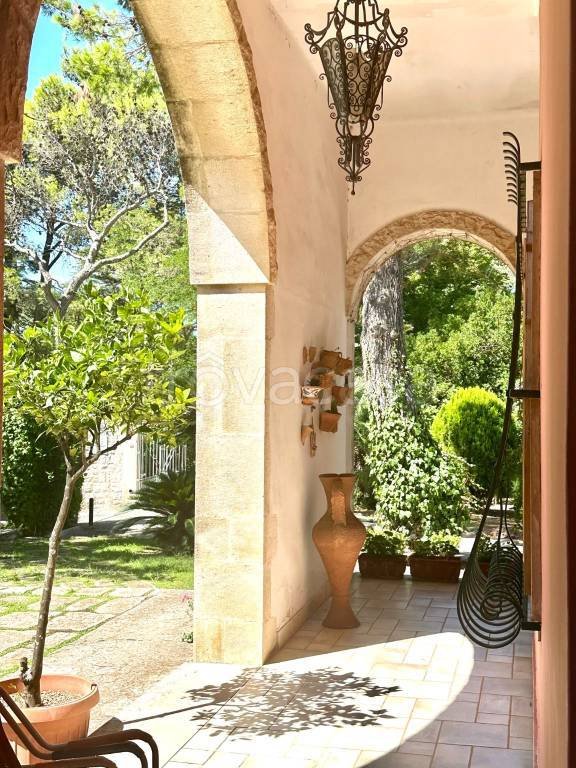casa indipendente in vendita a Fasano