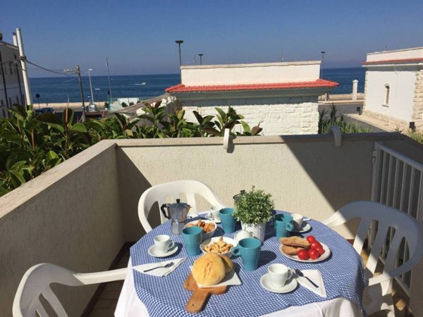 casa indipendente in vendita a Fasano in zona Torre Canne