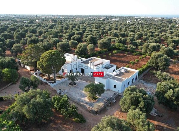 casale in vendita a Fasano