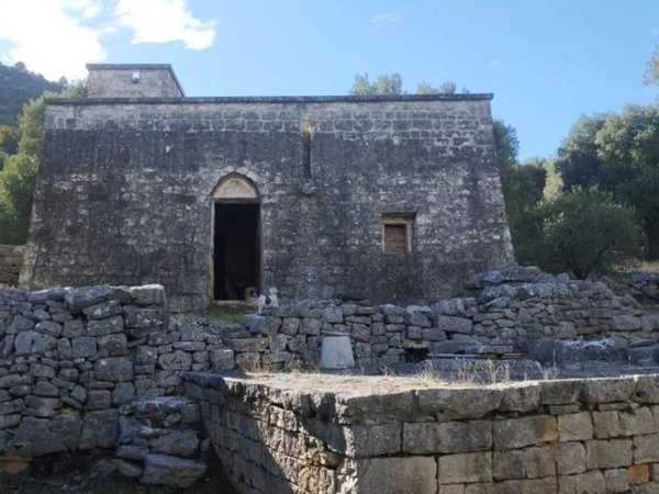 casa indipendente in vendita a Fasano