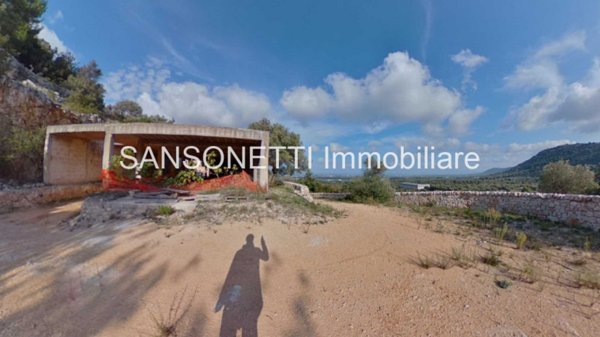 casa indipendente in vendita a Fasano in zona Laureto