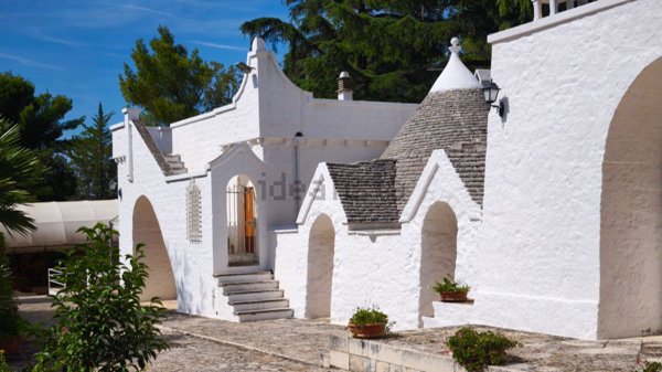 casale in vendita a Fasano