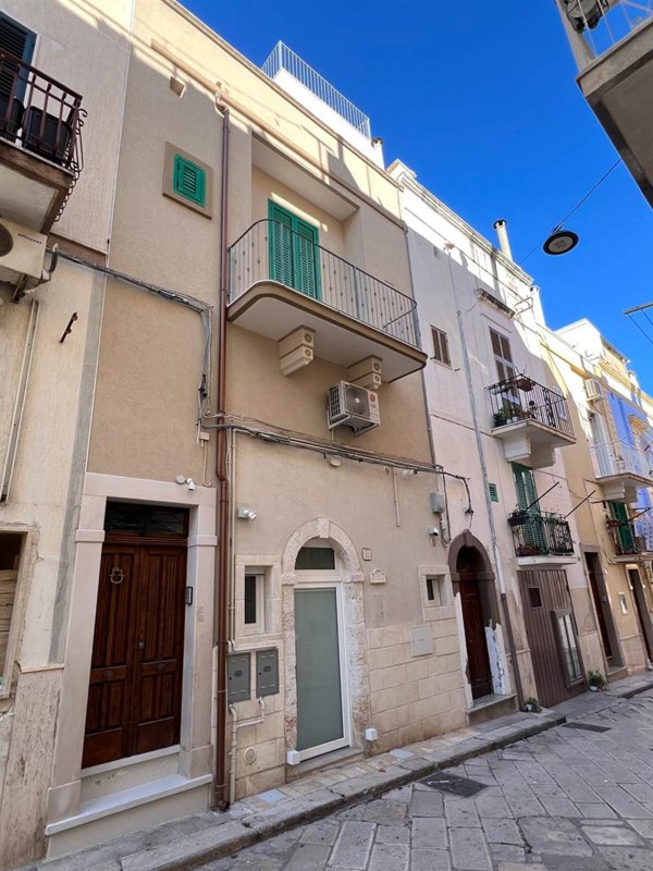 casa indipendente in vendita a Fasano