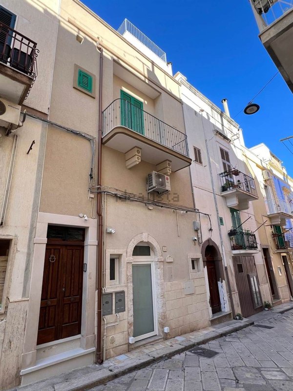 casa indipendente in vendita a Fasano