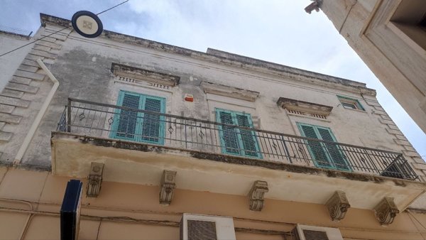 casa indipendente in vendita a Fasano