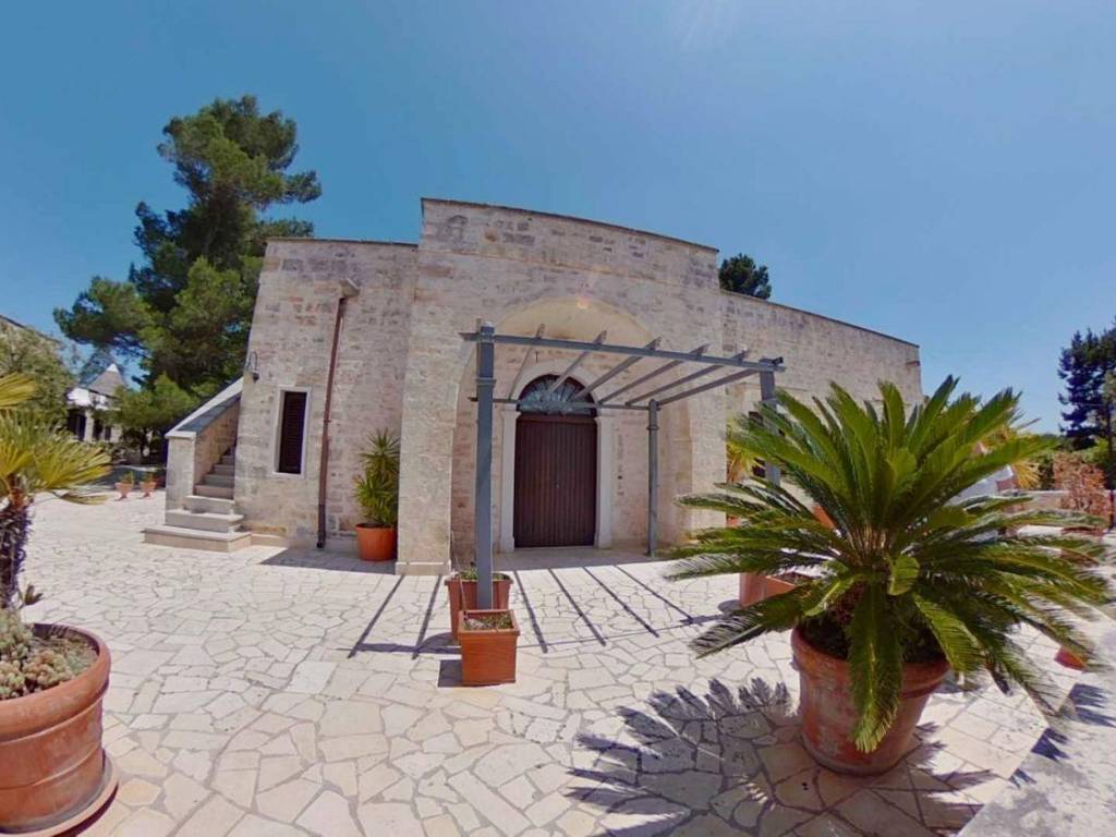 casa indipendente in vendita a Fasano in zona Laureto