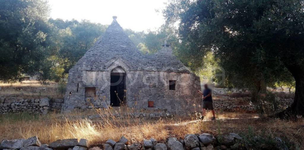 casa indipendente in vendita a Fasano