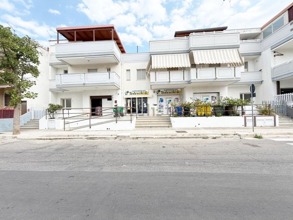 locale commerciale in vendita a Fasano in zona Torre Canne