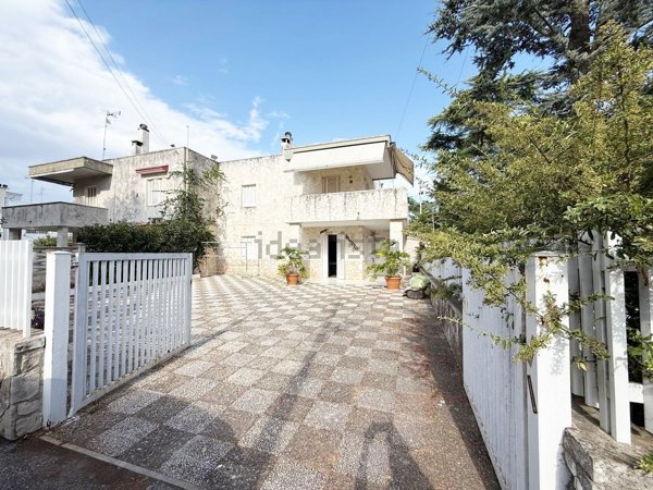 appartamento in vendita a Fasano in zona Laureto