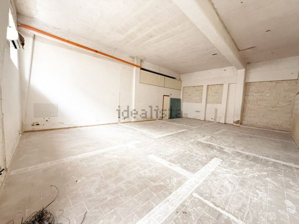 negozio in vendita a Fasano