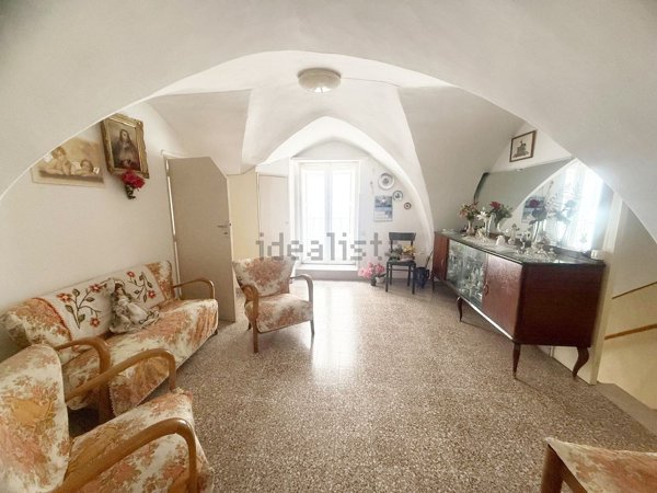 casa indipendente in vendita a Fasano