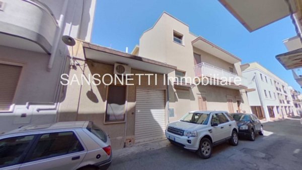 casa indipendente in vendita a Fasano in zona Pezze di Greco