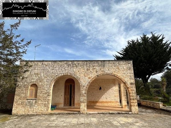 casa indipendente in vendita a Fasano in zona Laureto