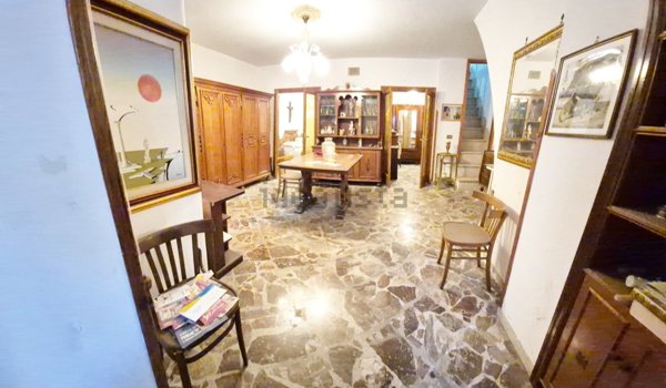 casa indipendente in vendita a Fasano