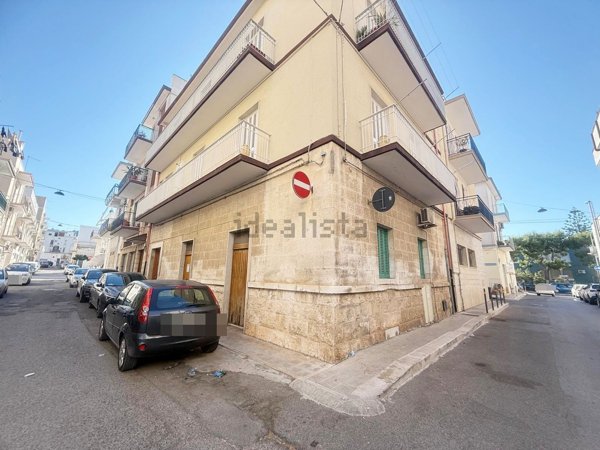 casa indipendente in vendita a Fasano