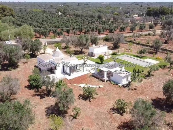 casa indipendente in vendita a Fasano in zona Savelletri