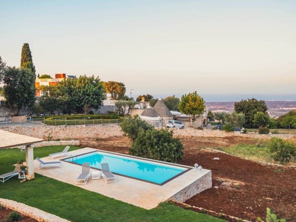 casa indipendente in vendita a Fasano in zona Laureto