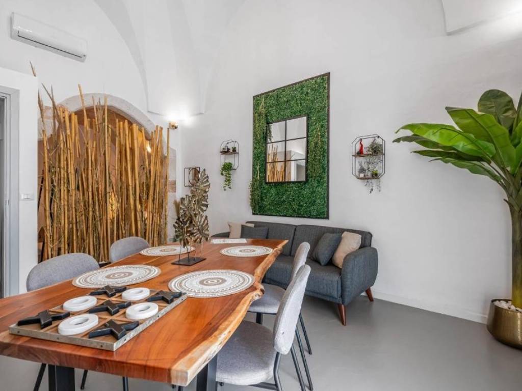 casa indipendente in vendita a Fasano