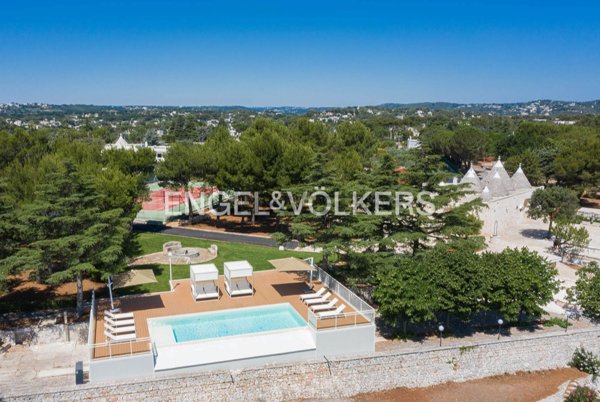 casa indipendente in vendita a Fasano