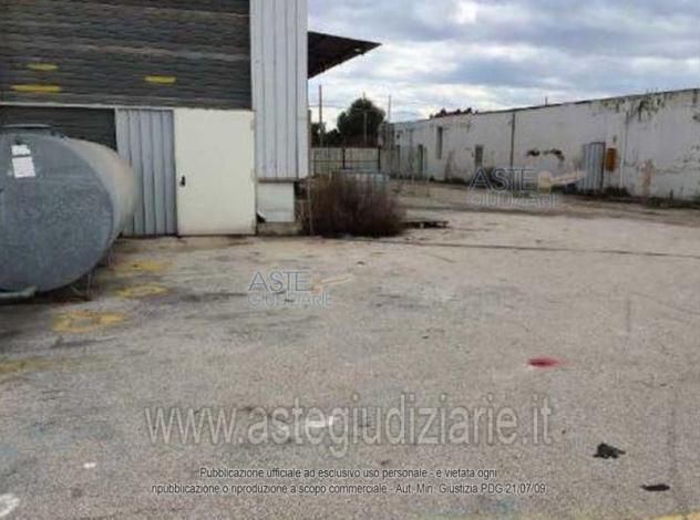 negozio in vendita a Fasano in zona Speziale