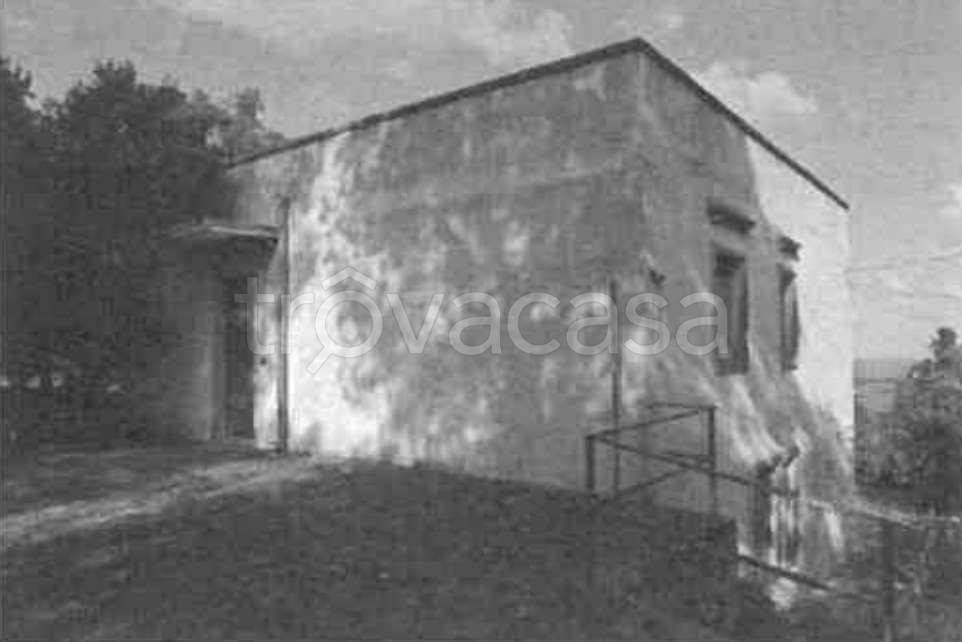 casa indipendente in vendita a Fasano in zona Laureto