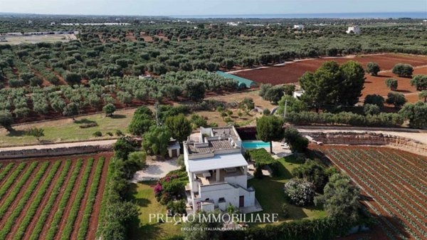 casa indipendente in vendita a Fasano in zona Savelletri