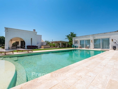 casa indipendente in vendita a Fasano in zona Savelletri