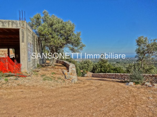 casa indipendente in vendita a Fasano