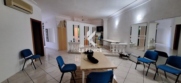 negozio in vendita a Fasano