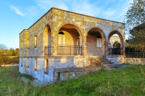 casa indipendente in vendita a Fasano