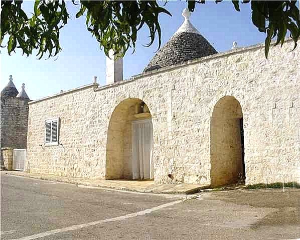 casa semindipendente in vendita a Fasano