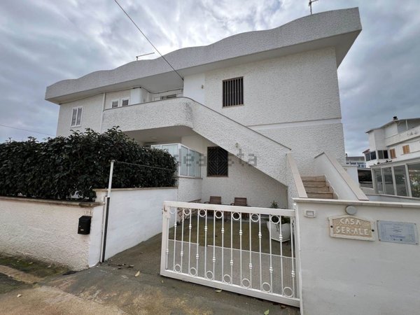 casa indipendente in vendita a Fasano in zona Torre Canne