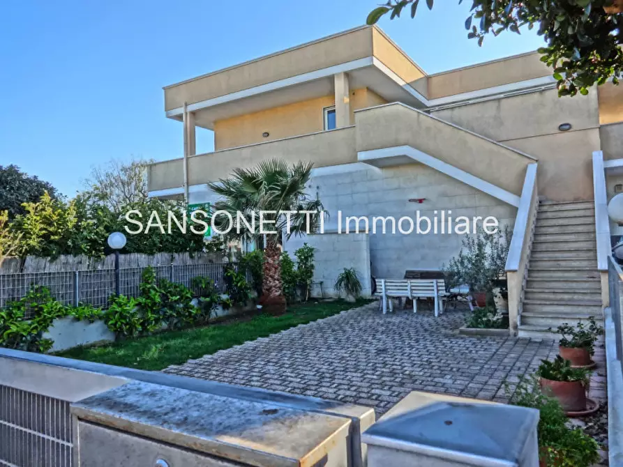 casa indipendente in vendita a Fasano in zona Savelletri