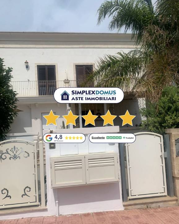 casa indipendente in vendita a Fasano